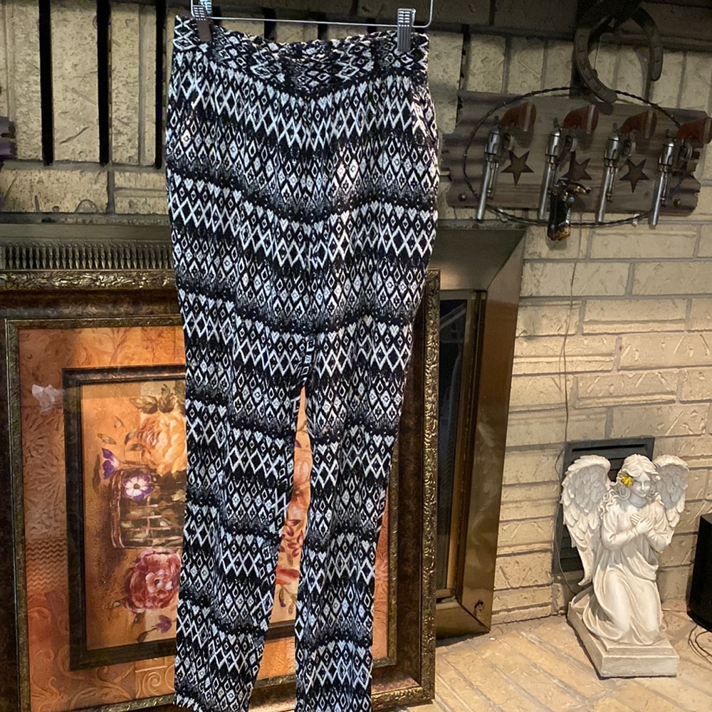 Elastic Pants